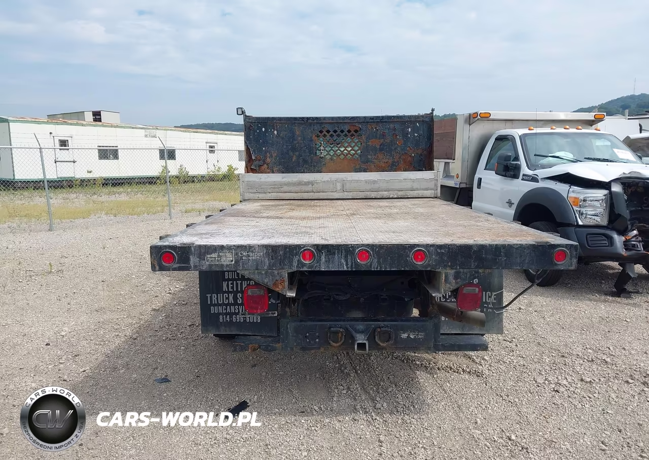 2017 Ford F-550 Chassis Xl VIN:1FDUF5HT8HDA01313 - 17