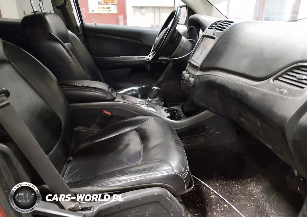 2016 Dodge Journey Crossroad Plus VIN:3C4PDDGG0GT108841 - 5