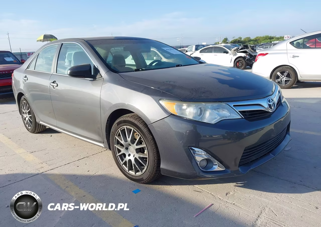 2012 Toyota Camry Xle – zdjęcie 1 z 16