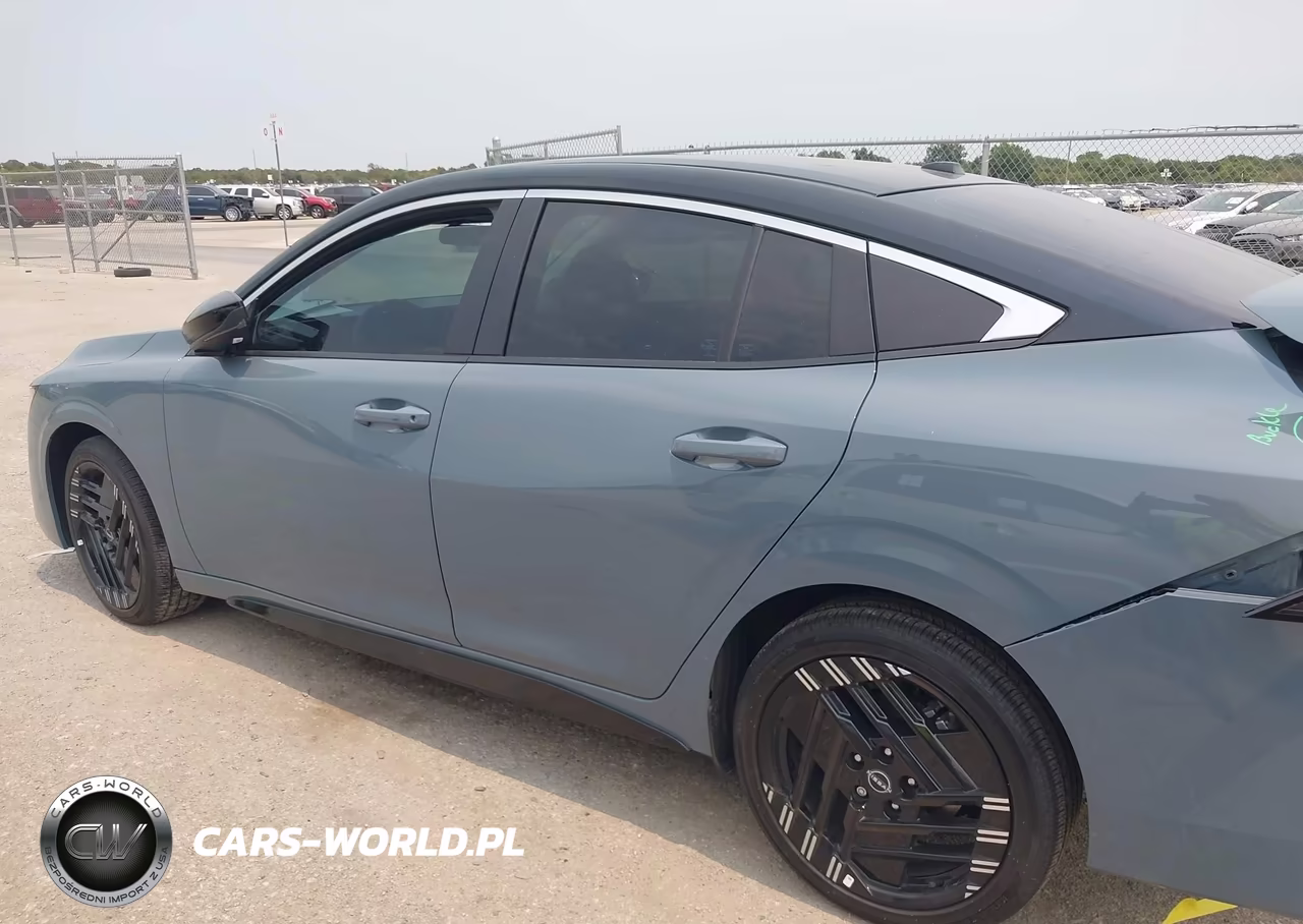2026 Nissan Sentra Sr VIN:3N1AB9DV3TY314487 - 14