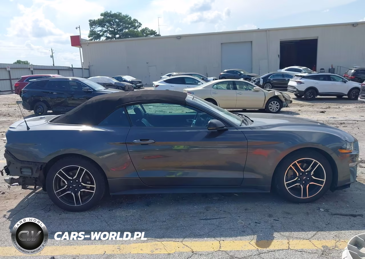 2020 Ford Mustang Ecoboost Premium VIN:1FATP8UH5L5101474 - 13