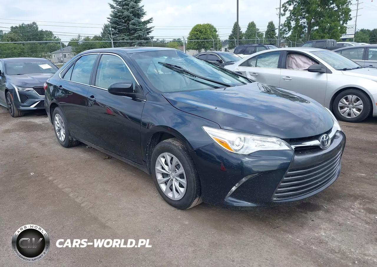 2015 Toyota Camry Le