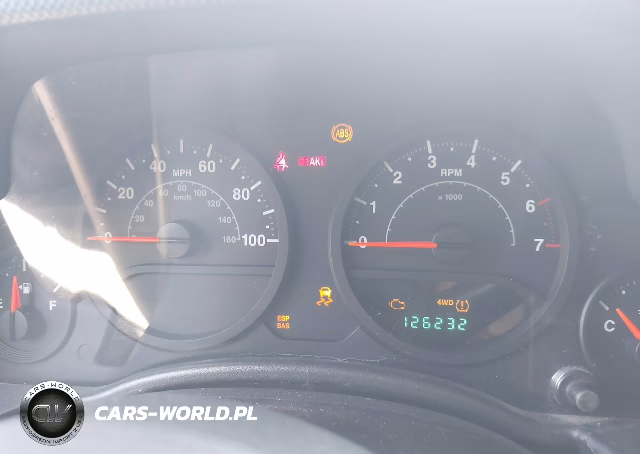 2008 Jeep Wrangler X VIN:1J4FA24138L550464 - 7