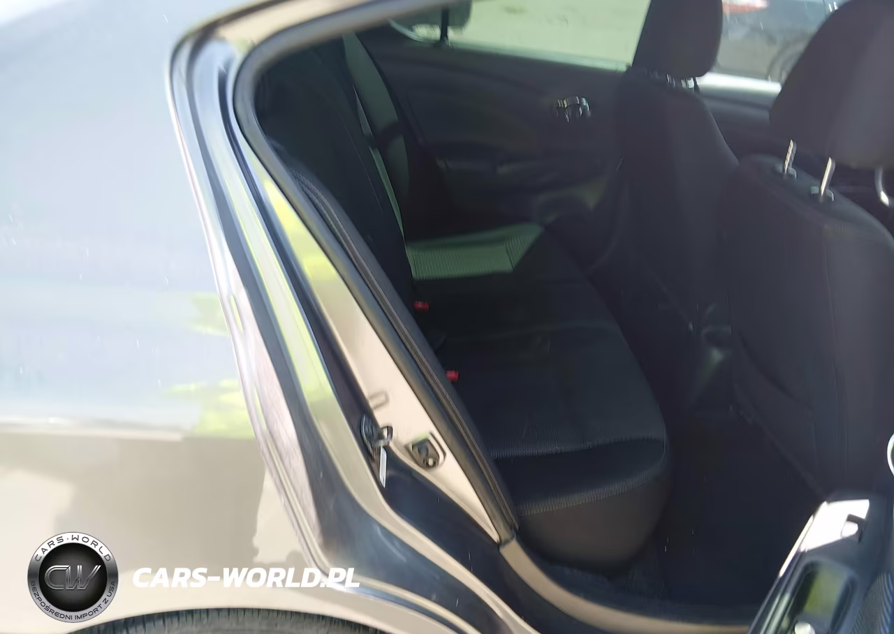 2019 Nissan Versa 1.6 Sv VIN:3N1CN7AP3KL840625 - 8