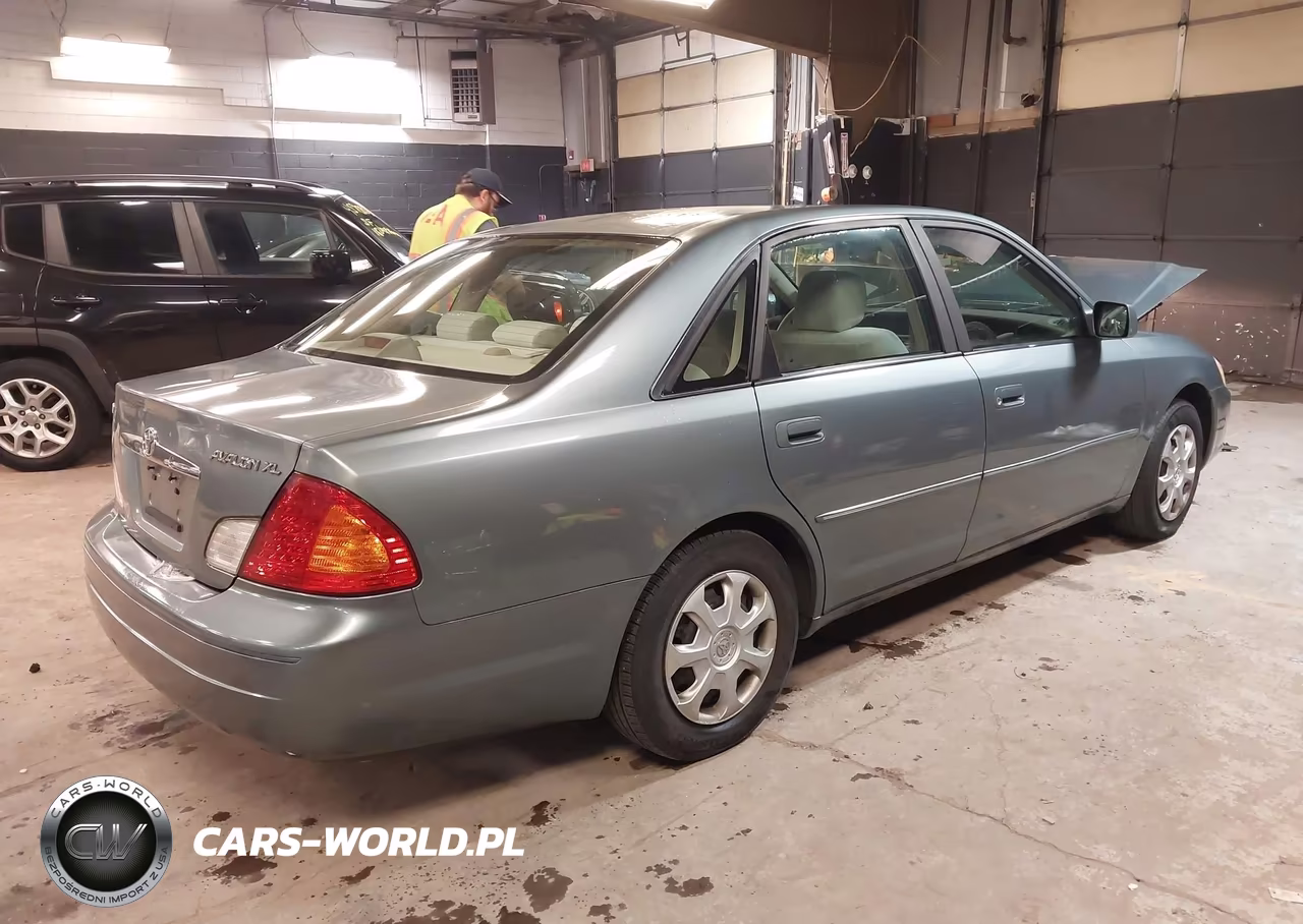 2000 Toyota Avalon Xl VIN:4T1BF28B8YU031019 - 4