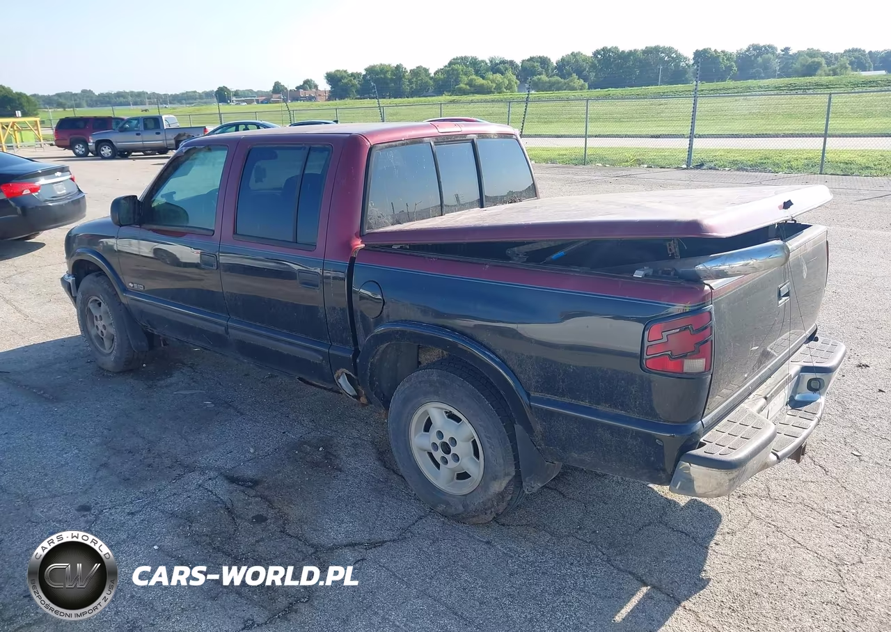 2002 Chevrolet S-10 Ls VIN:1GCDT13W42K173574 - 3