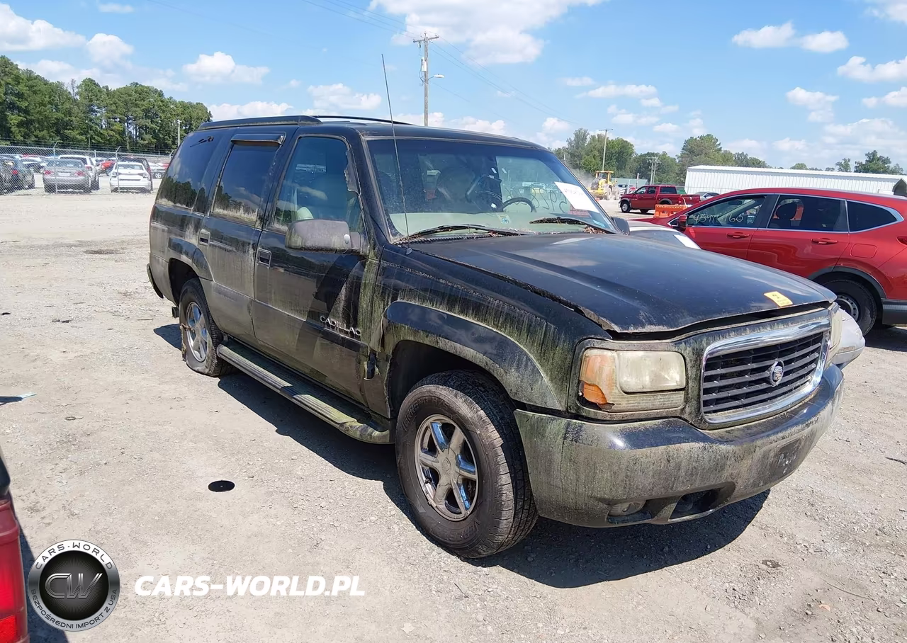 2000 Cadillac Escalade Standard