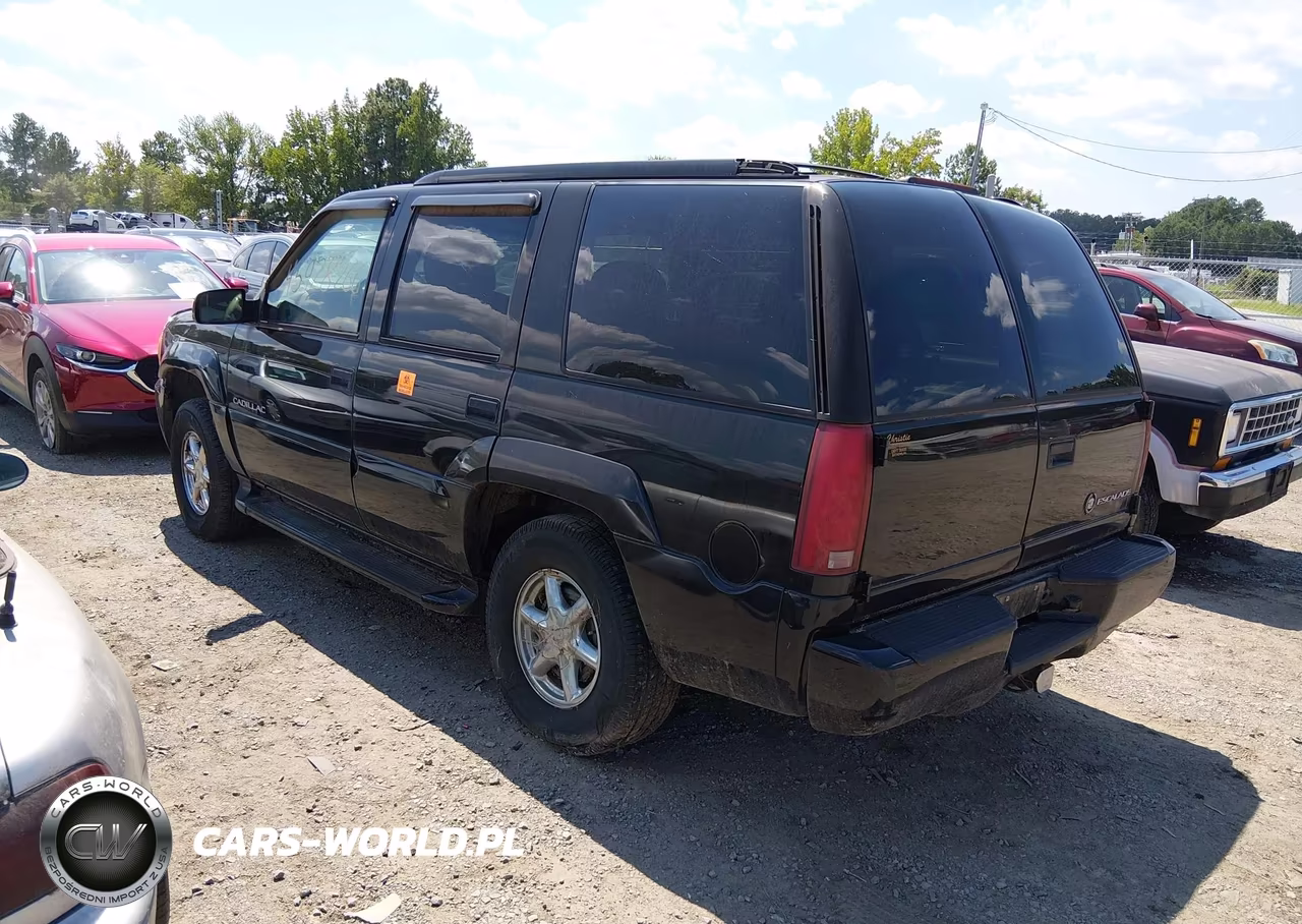 2000 Cadillac Escalade Standard VIN:1GYEK63R3YR228802 - 3