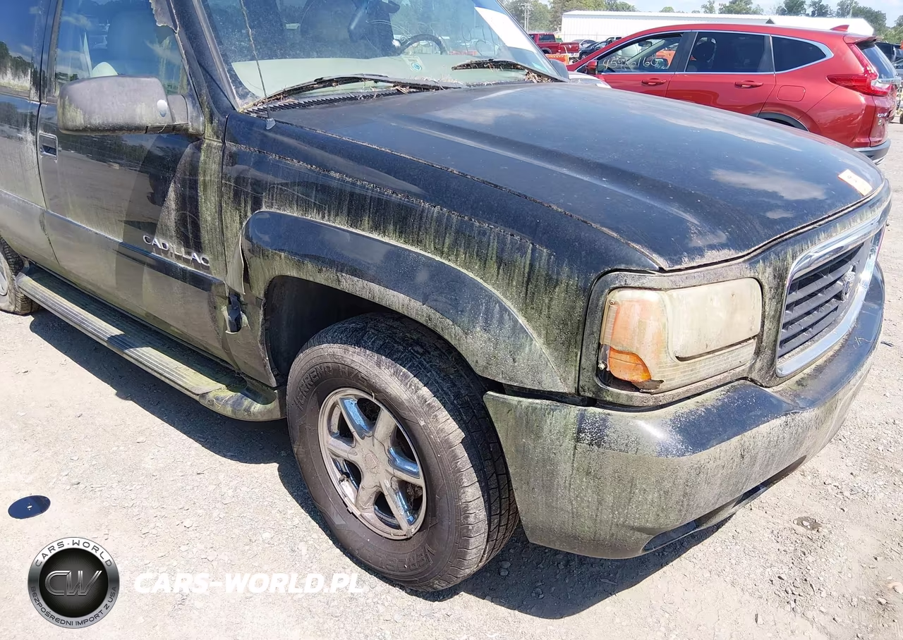 2000 Cadillac Escalade Standard VIN:1GYEK63R3YR228802 - 6