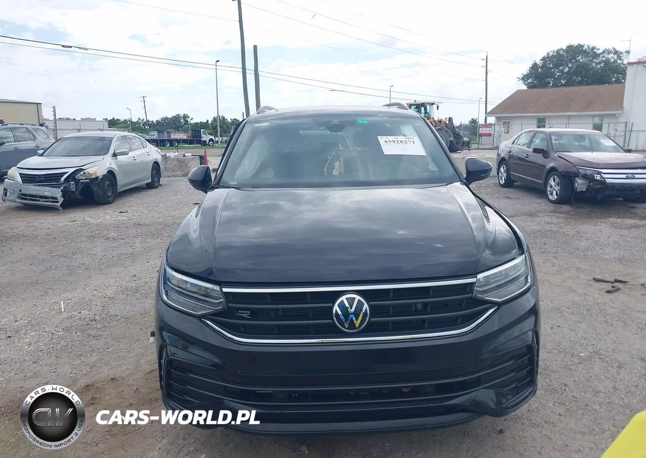 2023 Volkswagen Tiguan 2.0T Se R-Line Black VIN:3VVCB7AX4PM045611 - 12