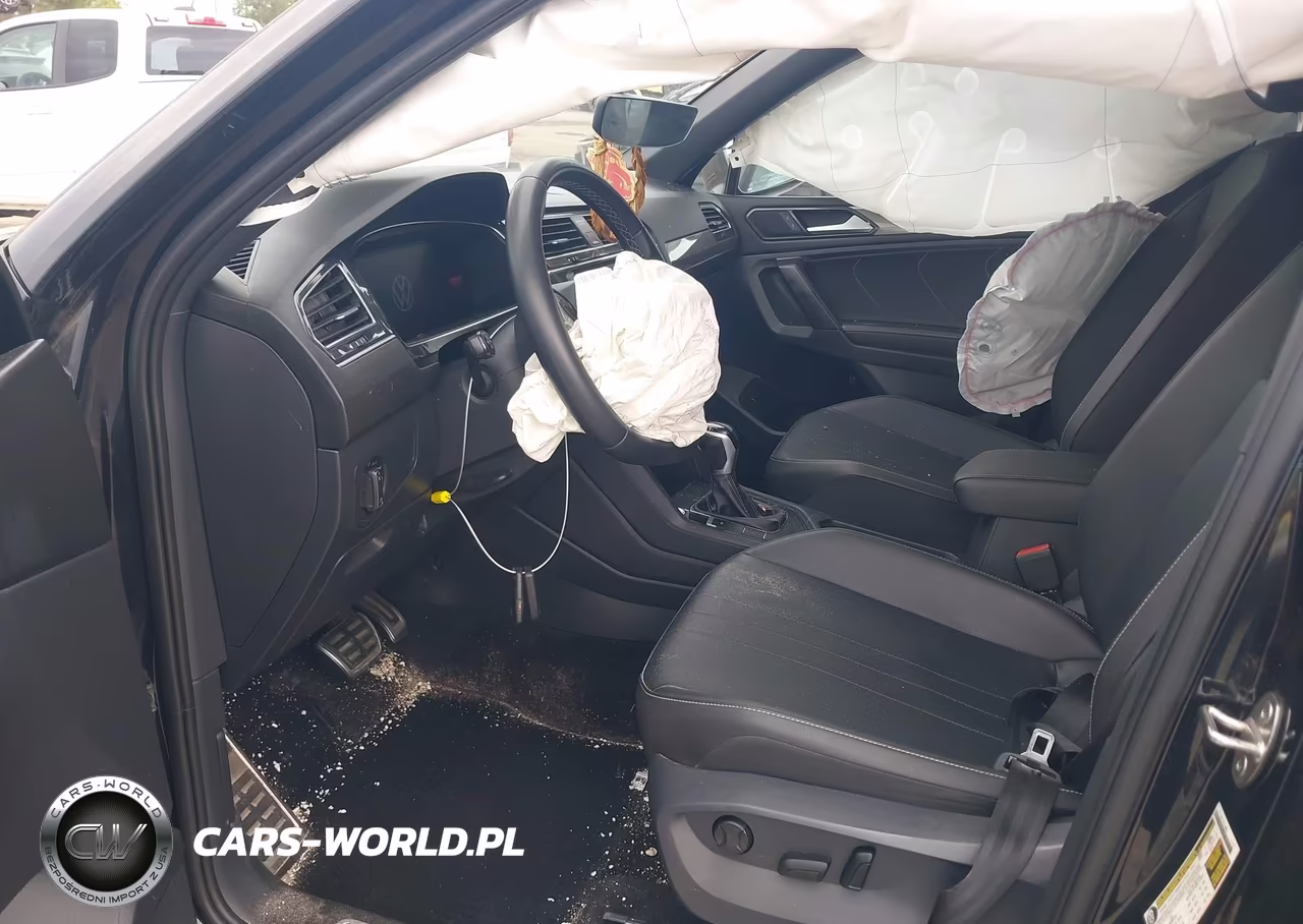 2023 Volkswagen Tiguan 2.0T Se R-Line Black VIN:3VVCB7AX4PM045611 - 5