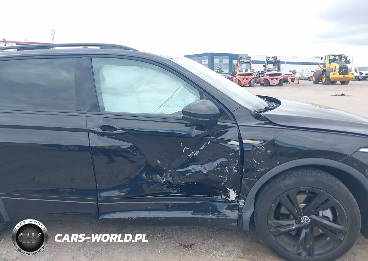 2023 Volkswagen Tiguan 2.0T Se R-Line Black VIN:3VVCB7AX4PM045611 - 6