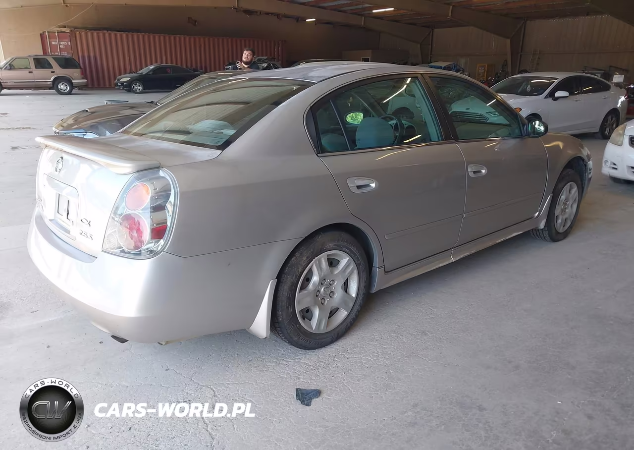 2003 Nissan Altima 2.5 S VIN:1N4AL11D93C120469 - 4