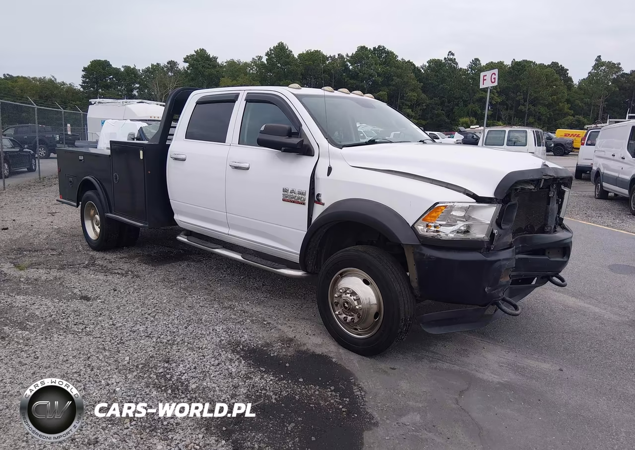 2015 Ram 5500 Chassis Tradesman-Slt-Laramie VIN:3C7WRNEL0FG624744 - 1