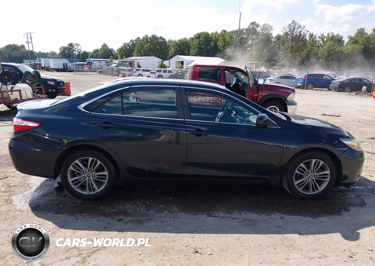 2015 Toyota Camry Se VIN:4T1BF1FK9FU014868 - 13