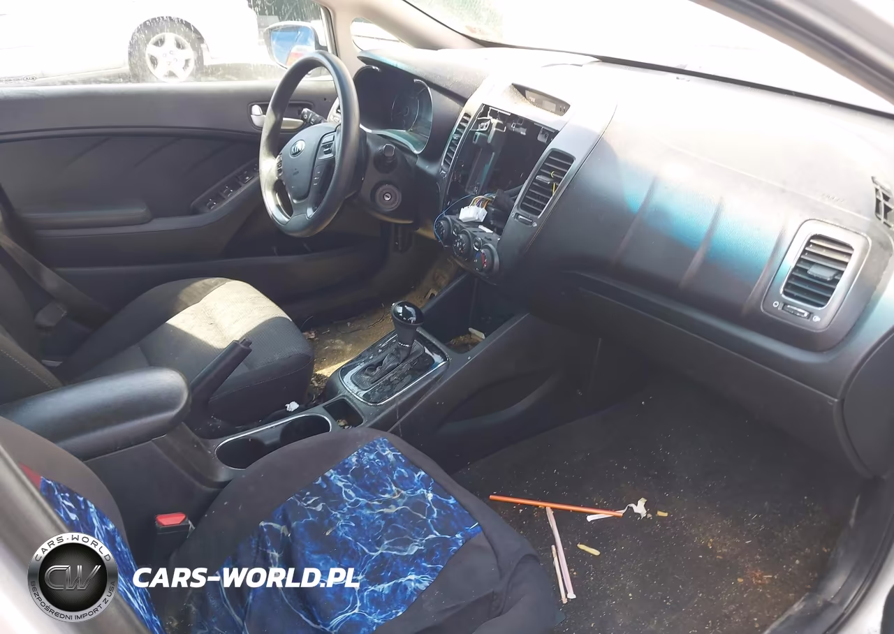 2017 Kia Forte Lx VIN:3KPFK4A77HE084506 - 5
