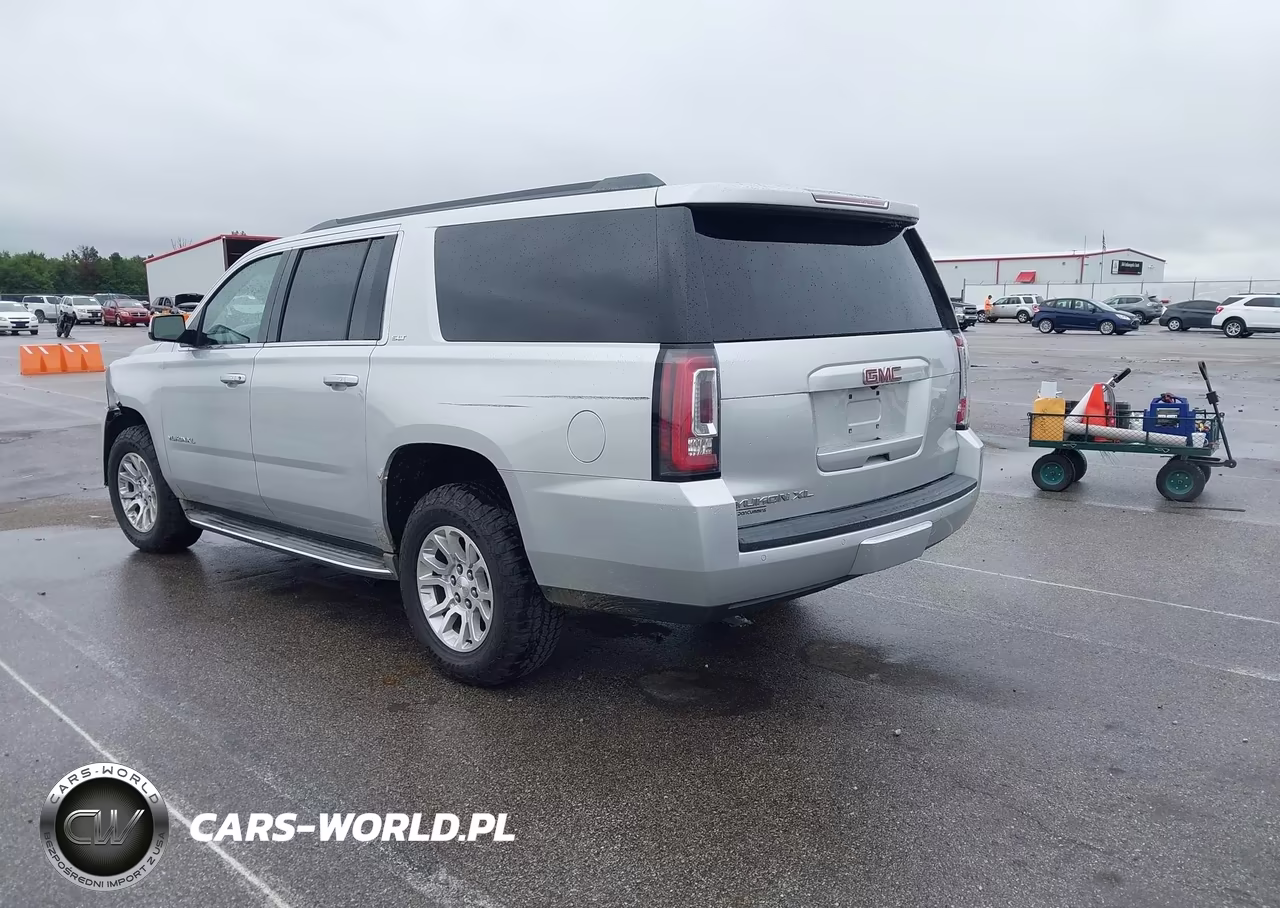 2015 GMC Yukon Xl 1500 Slt VIN:1GKS2HKCXFR215970 - 3