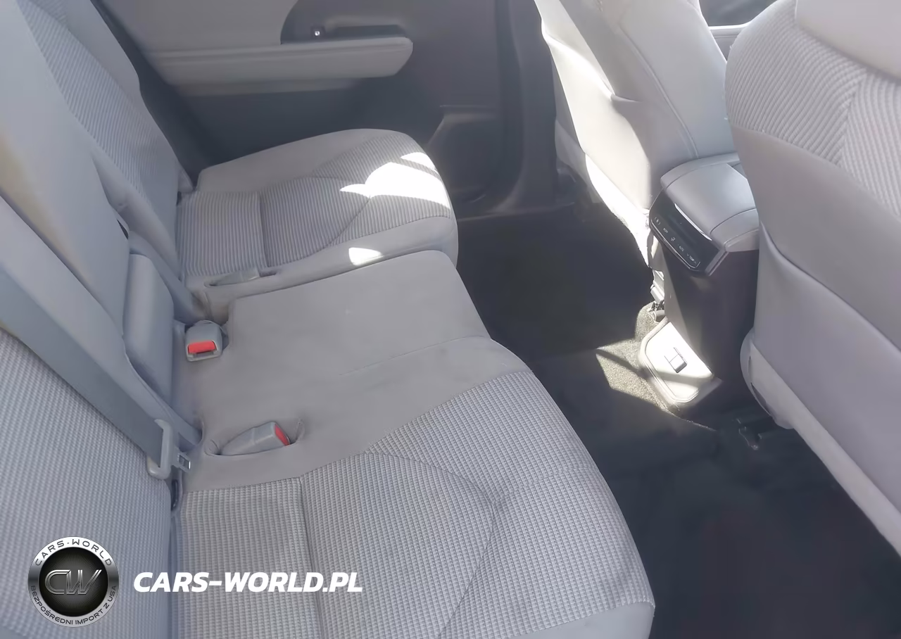 2021 Toyota Highlander L VIN:5TDCZRAH5MS083553 - 8