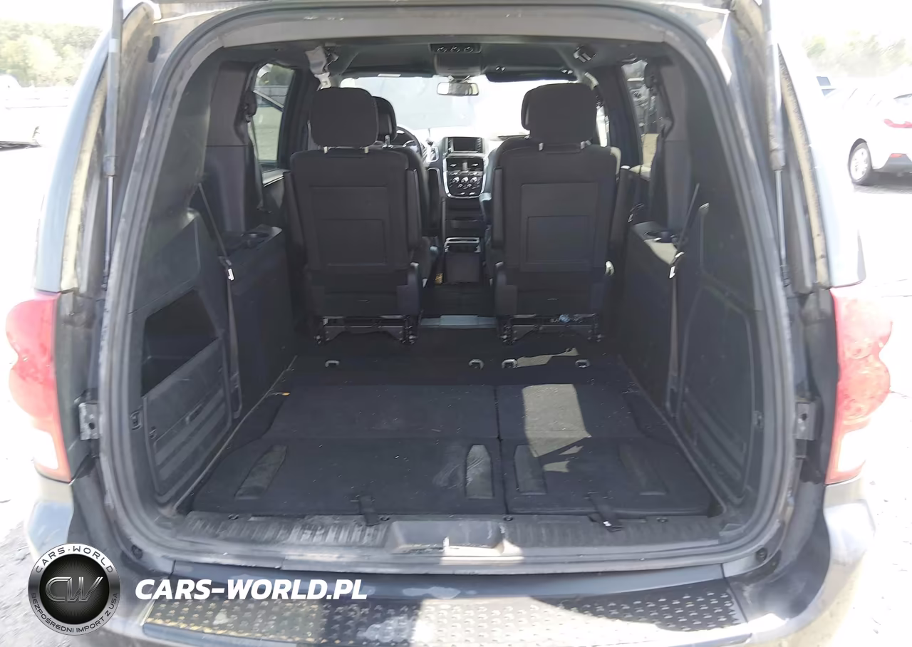 2019 Dodge Grand Caravan Se Plus VIN:2C4RDGBG5KR547529 - 18