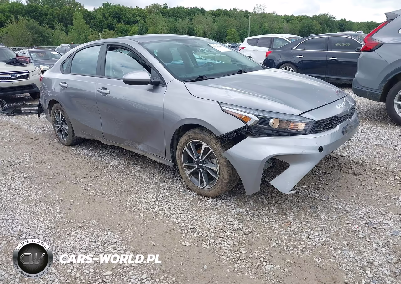 2023 Kia Forte Lxs