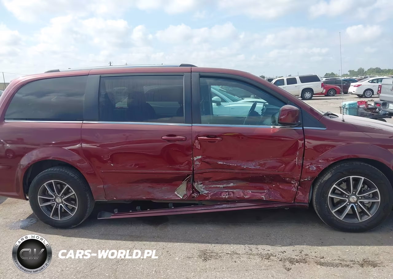 2017 Dodge Grand Caravan Sxt VIN:2C4RDGCG2HR572105 - 13