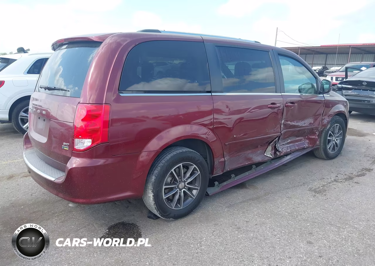 2017 Dodge Grand Caravan Sxt VIN:2C4RDGCG2HR572105 - 4
