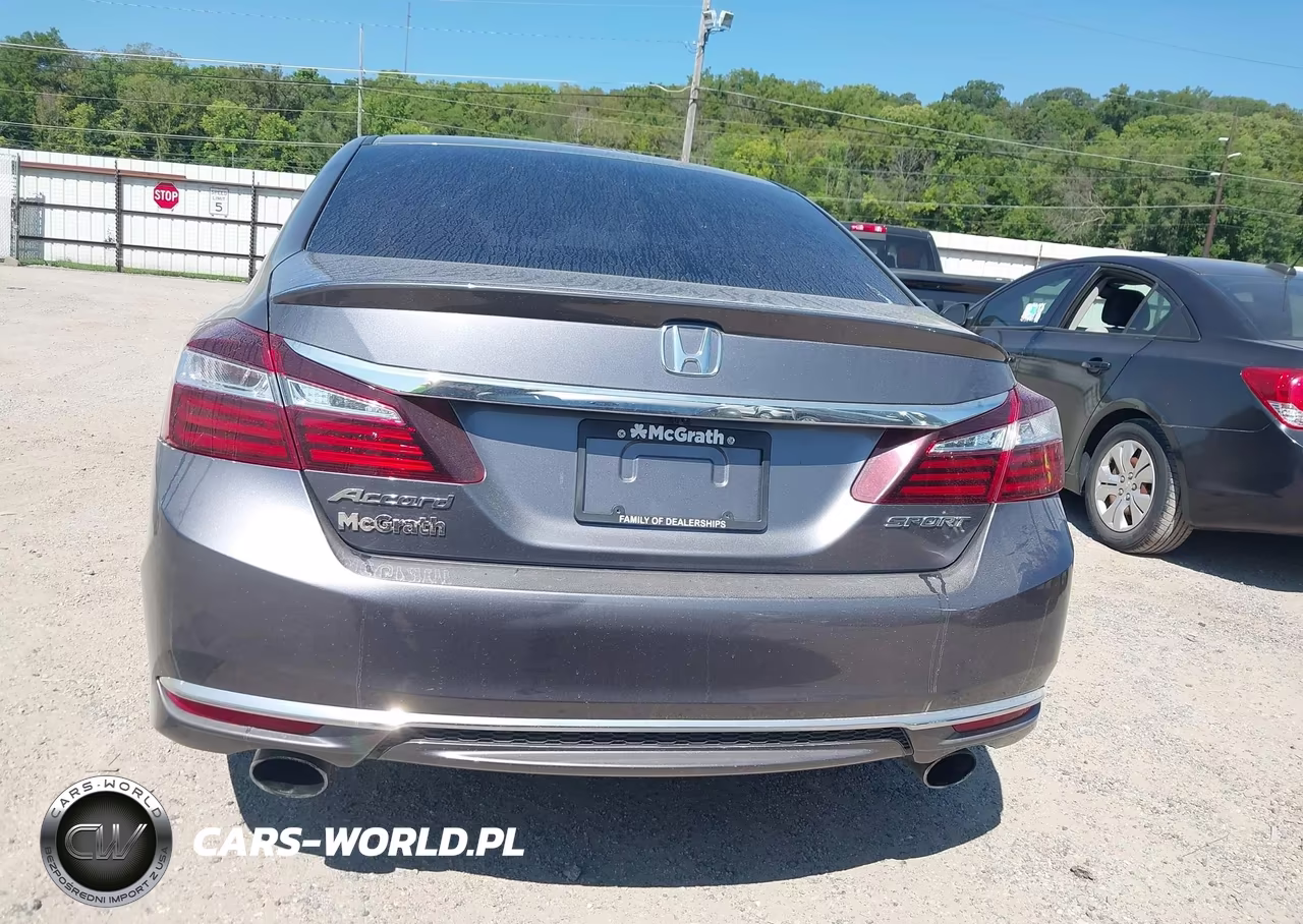 2017 Honda Accord Sport VIN:1HGCR2F69HA227060 - 16