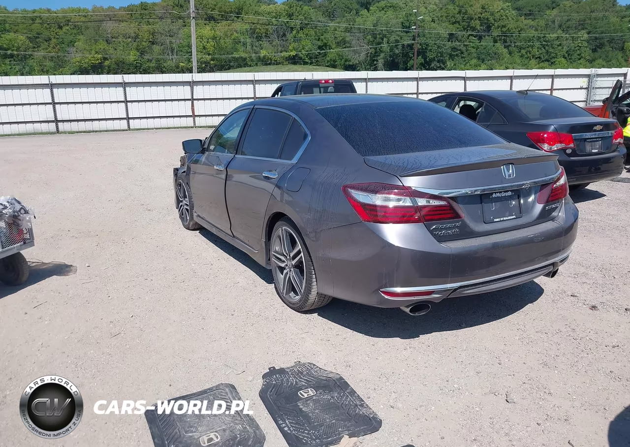 2017 Honda Accord Sport VIN:1HGCR2F69HA227060 - 3