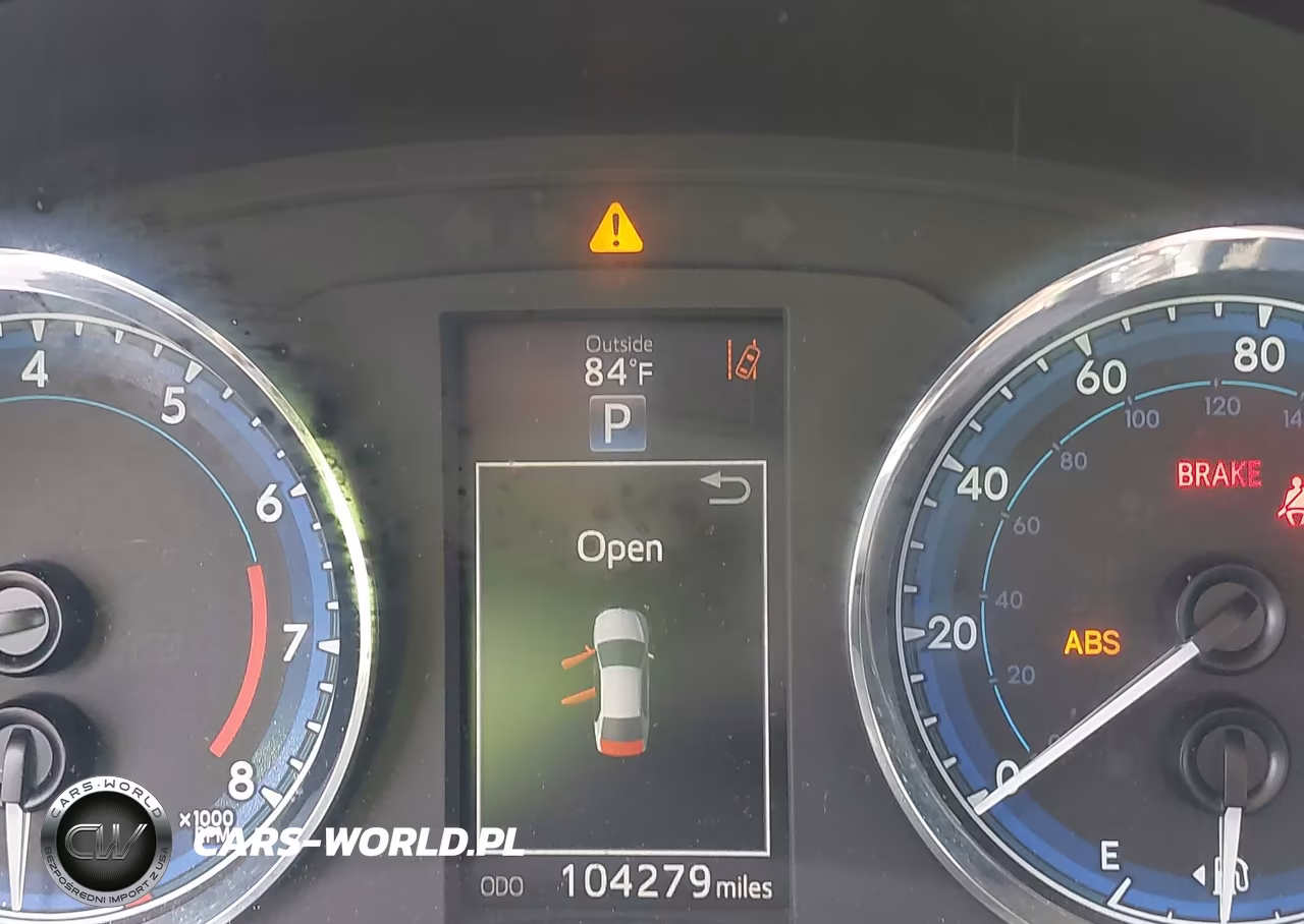 2017 Toyota Corolla Se Special Edition VIN:5YFBURHE1HP629298 - 15