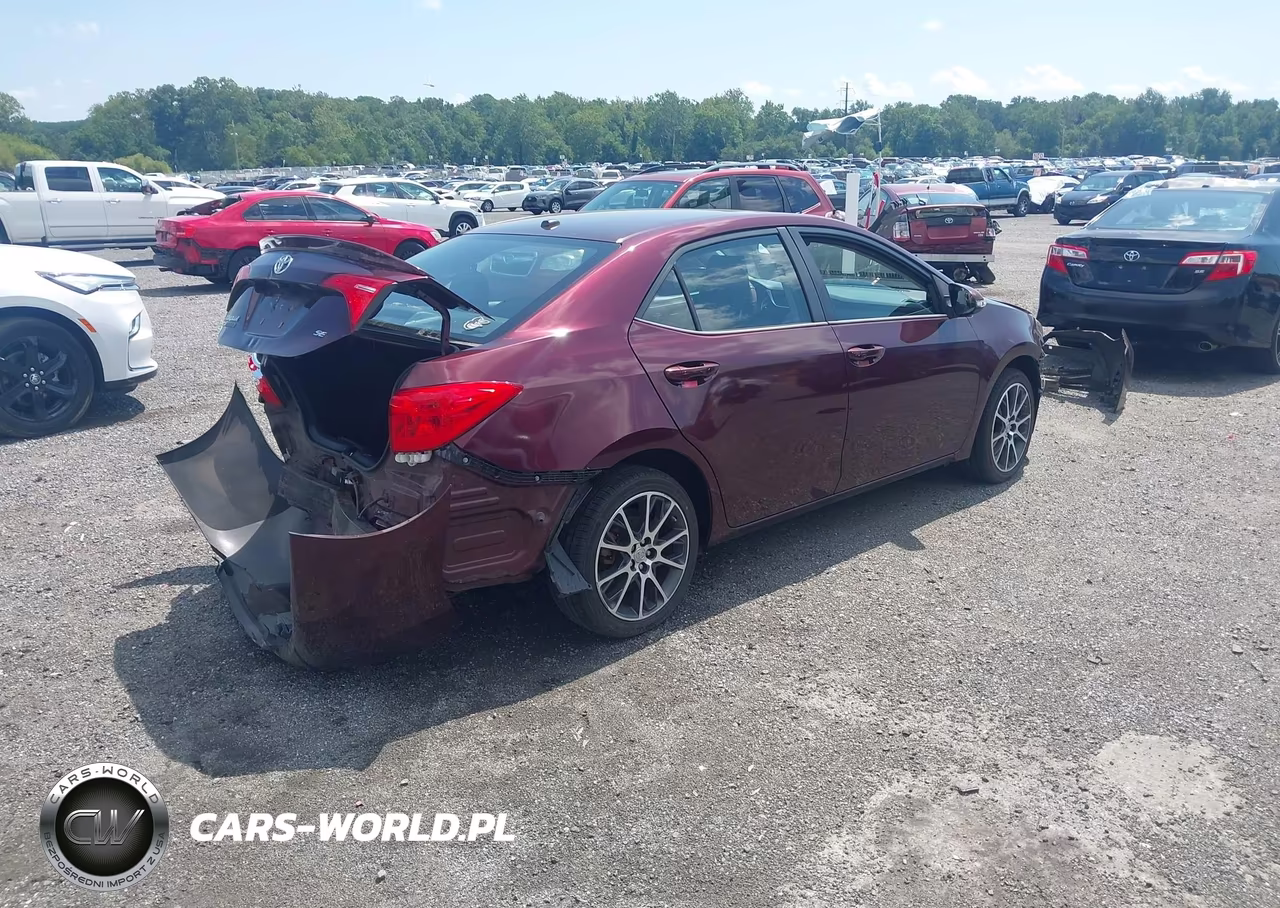 2017 Toyota Corolla Se Special Edition VIN:5YFBURHE1HP629298 - 4