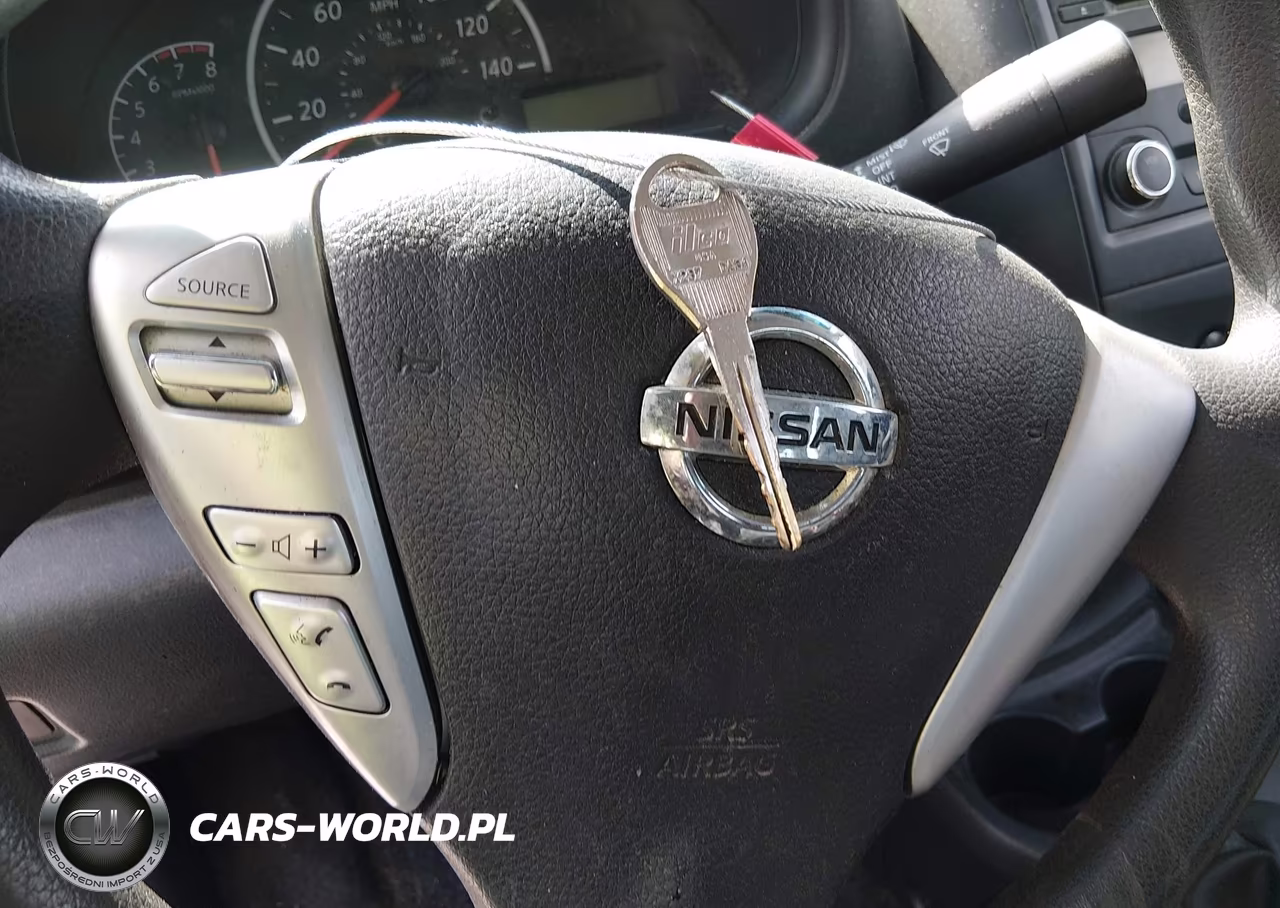 2016 Nissan Versa 1.6 S VIN:3N1CN7AP2GL840199 - 11