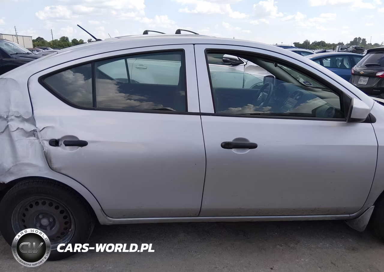 2016 Nissan Versa 1.6 S VIN:3N1CN7AP2GL840199 - 14