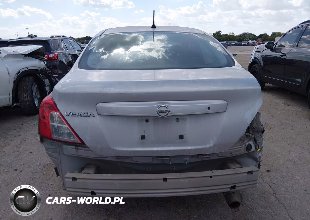 2016 Nissan Versa 1.6 S VIN:3N1CN7AP2GL840199 - 17
