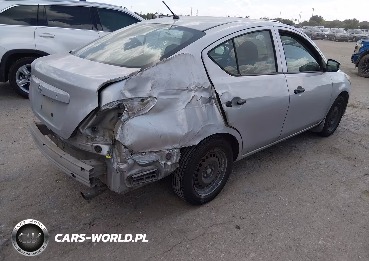 2016 Nissan Versa 1.6 S VIN:3N1CN7AP2GL840199 - 4