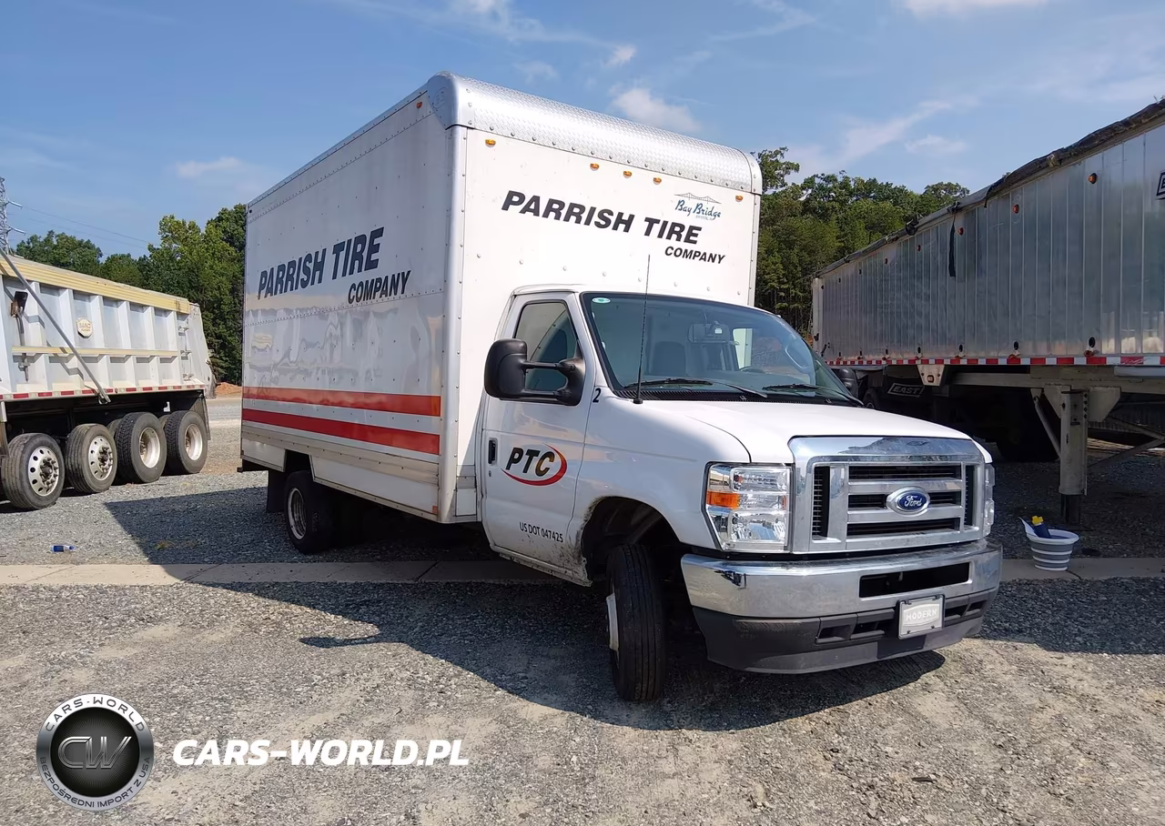 2024 Ford E-450 Cutaway VIN:1FDXE4FN4RDD33717 - 1
