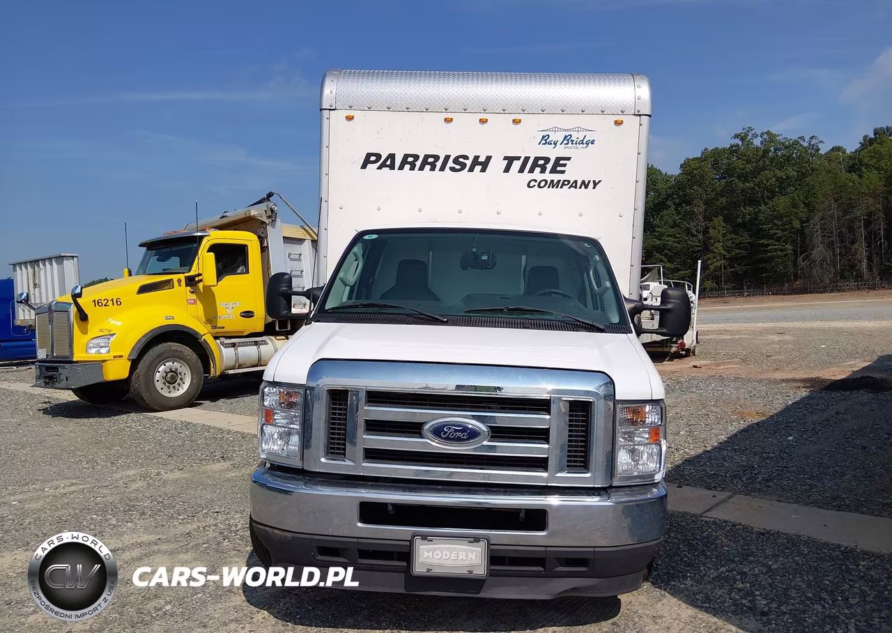 2024 Ford E-450 Cutaway VIN:1FDXE4FN4RDD33717 - 12