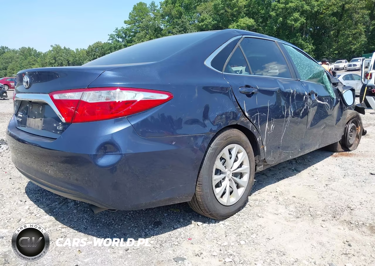 2017 Toyota Camry Le VIN:4T1BF1FK8HU672975 - 4