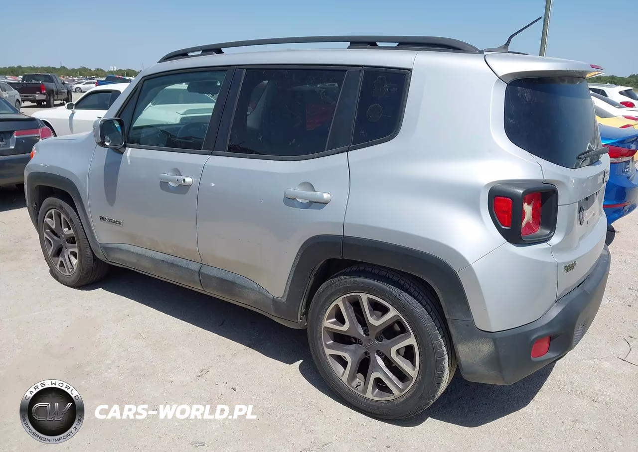 2015 Jeep Renegade Latitude VIN:ZACCJABT1FPB35028 - 3