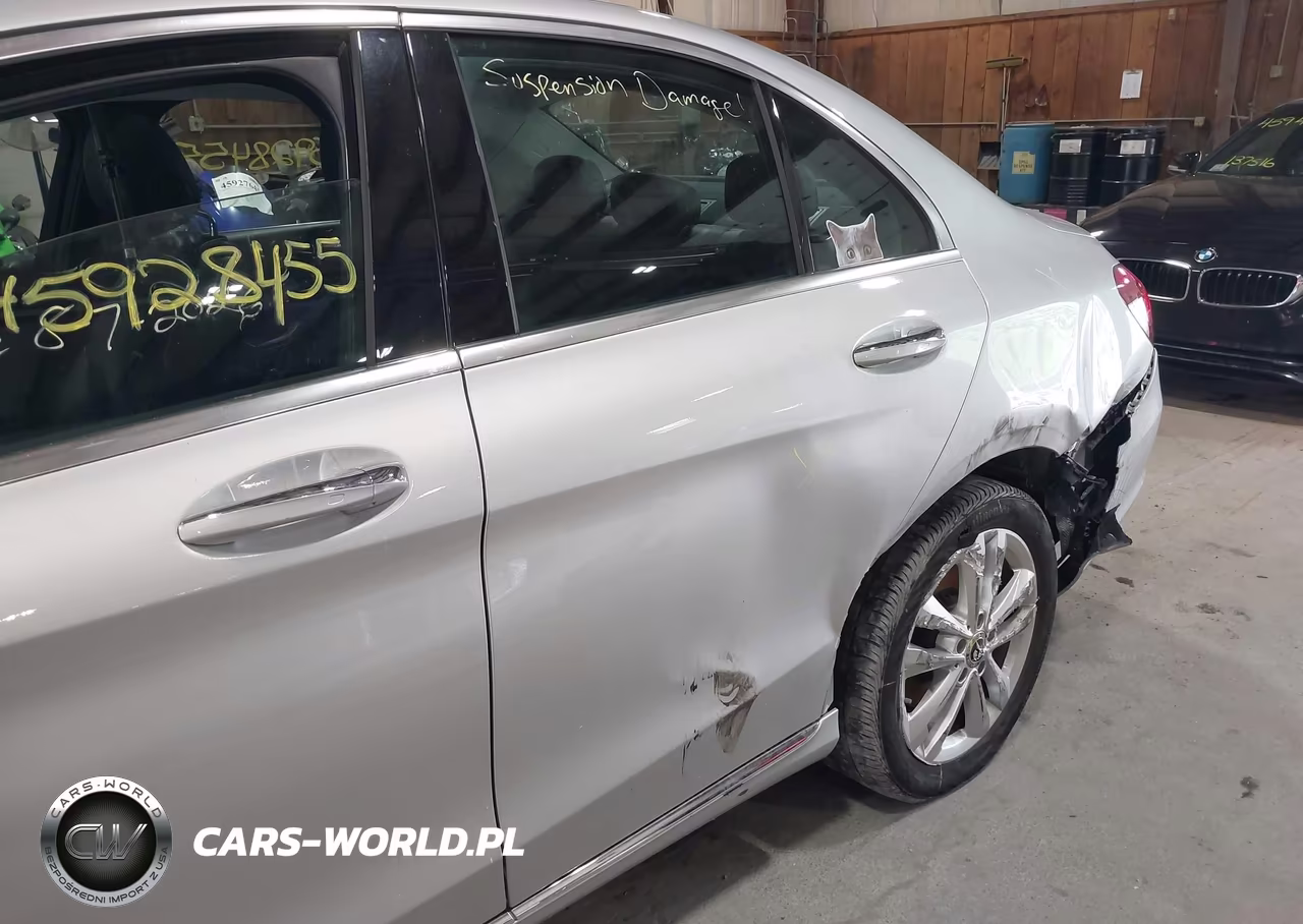 2020 Mercedes-Benz C 300 4Matic VIN:55SWF8EB6LU324902 - 18
