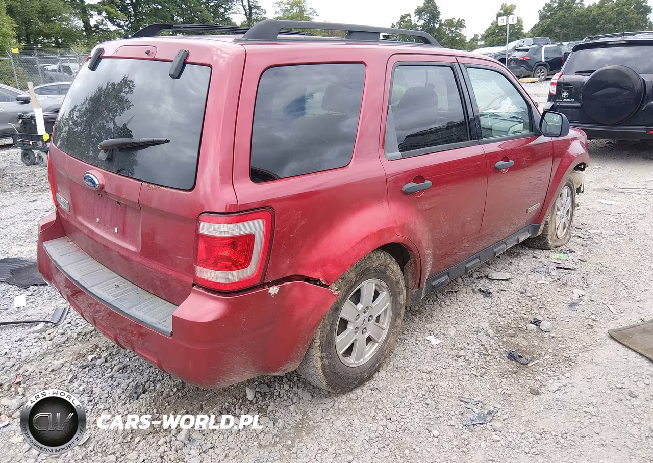 2008 Ford Escape Xlt VIN:1FMCU03Z78KC46034 - 4