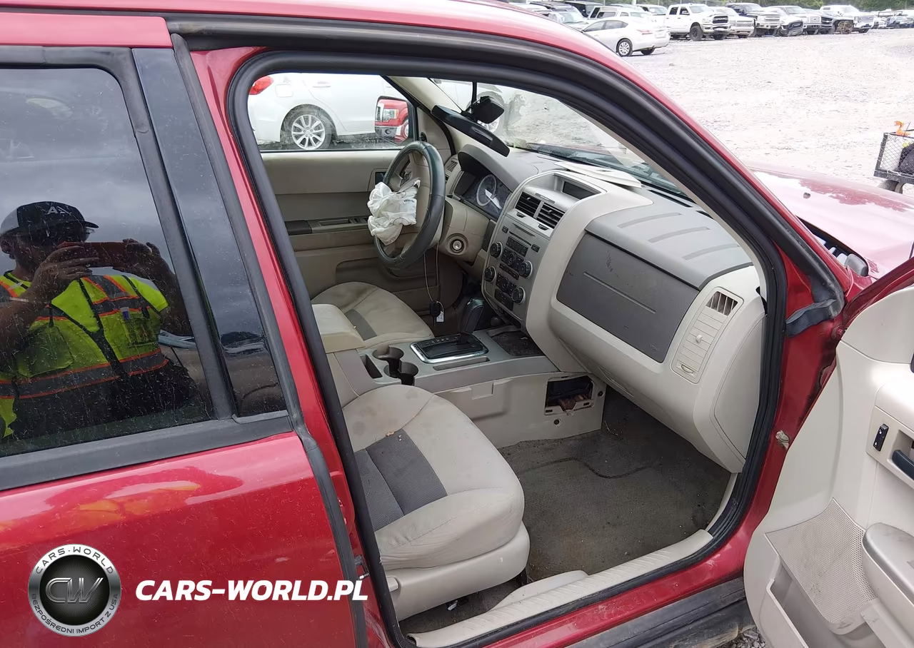 2008 Ford Escape Xlt VIN:1FMCU03Z78KC46034 - 5