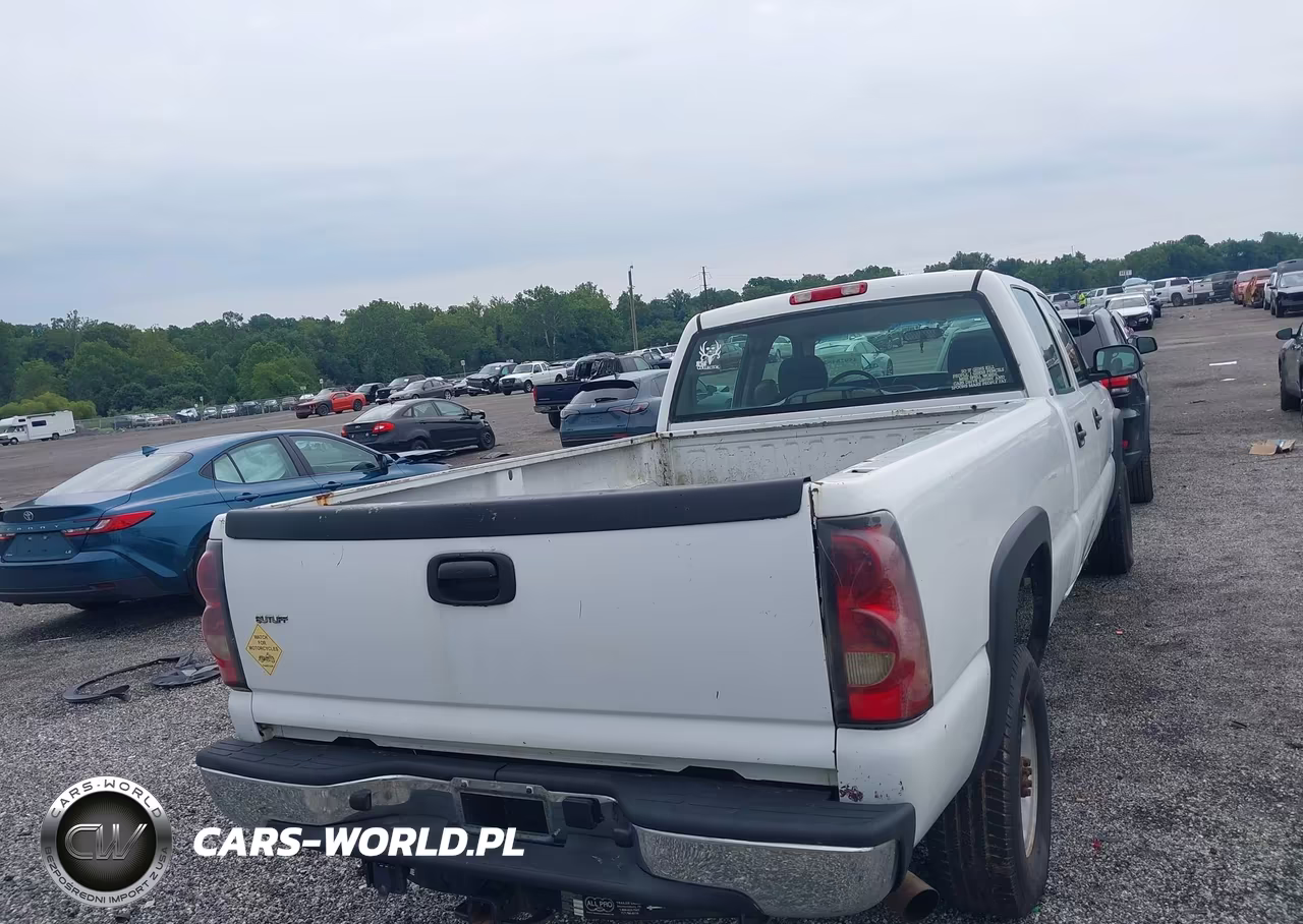 2005 Chevrolet Silverado 2500Hd Work Truck VIN:1GCHC23U65F857190 - 16
