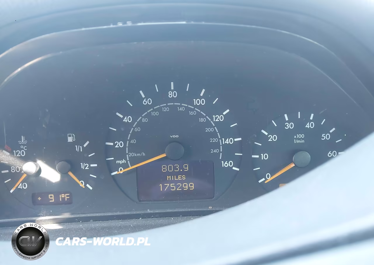 2001 Mercedes-Benz E 320 VIN:WDBJF65J71B278387 - 7