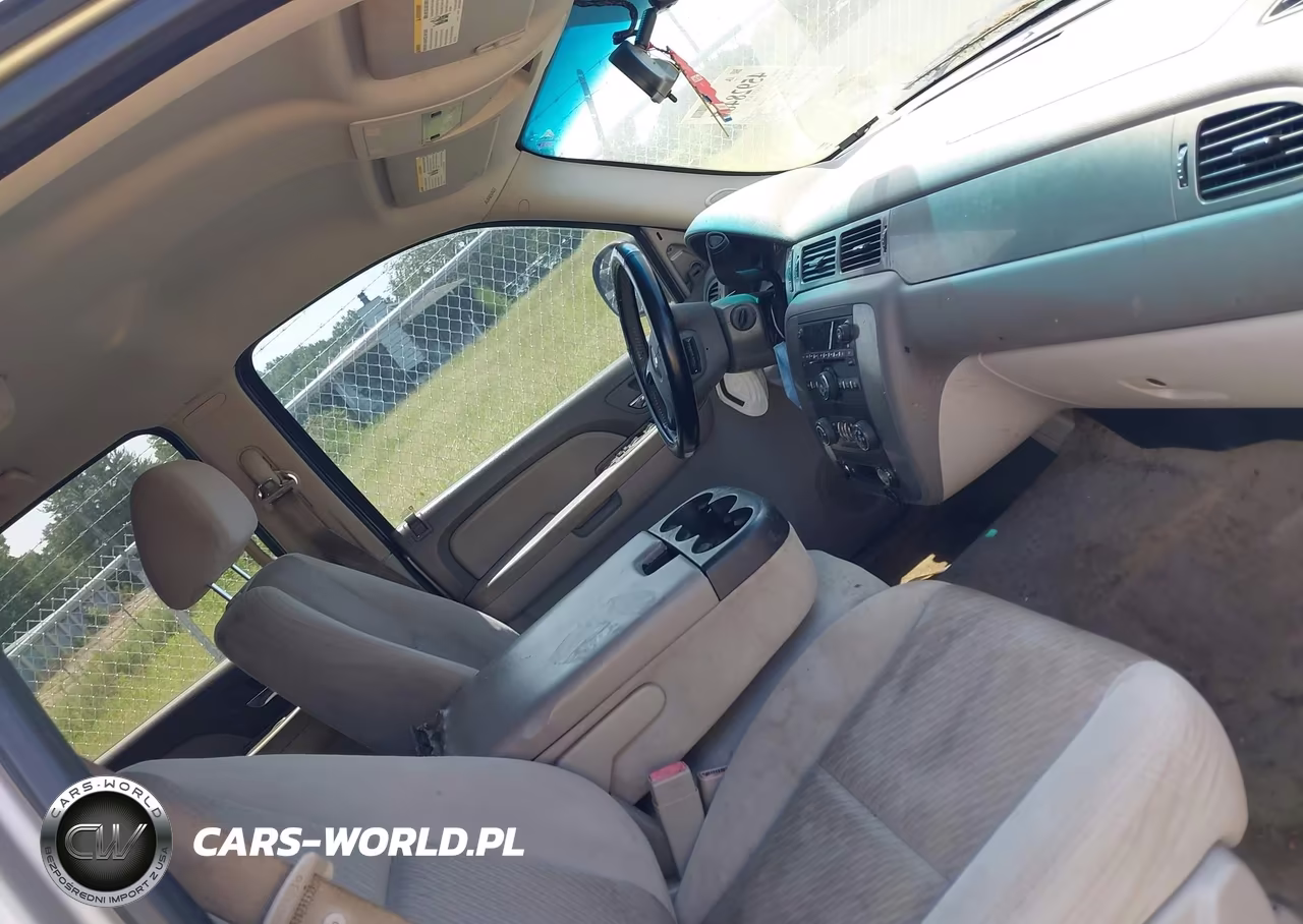 2009 Chevrolet Tahoe Ls VIN:1GNFC13C19R180506 - 5