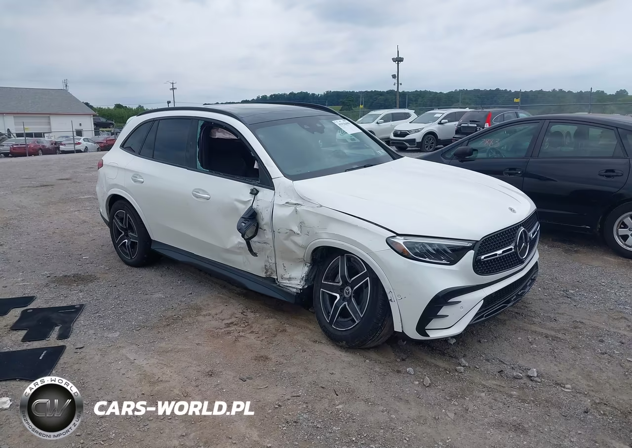 2023 Mercedes-Benz Glc 300 4Matic Suv – zdjęcie 1 z 16