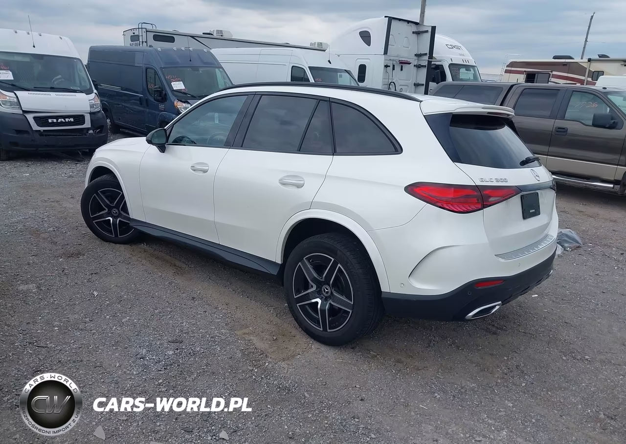 2023 Mercedes-Benz Glc 300 4Matic Suv VIN:W1NKM4HB8PF052891 - 3