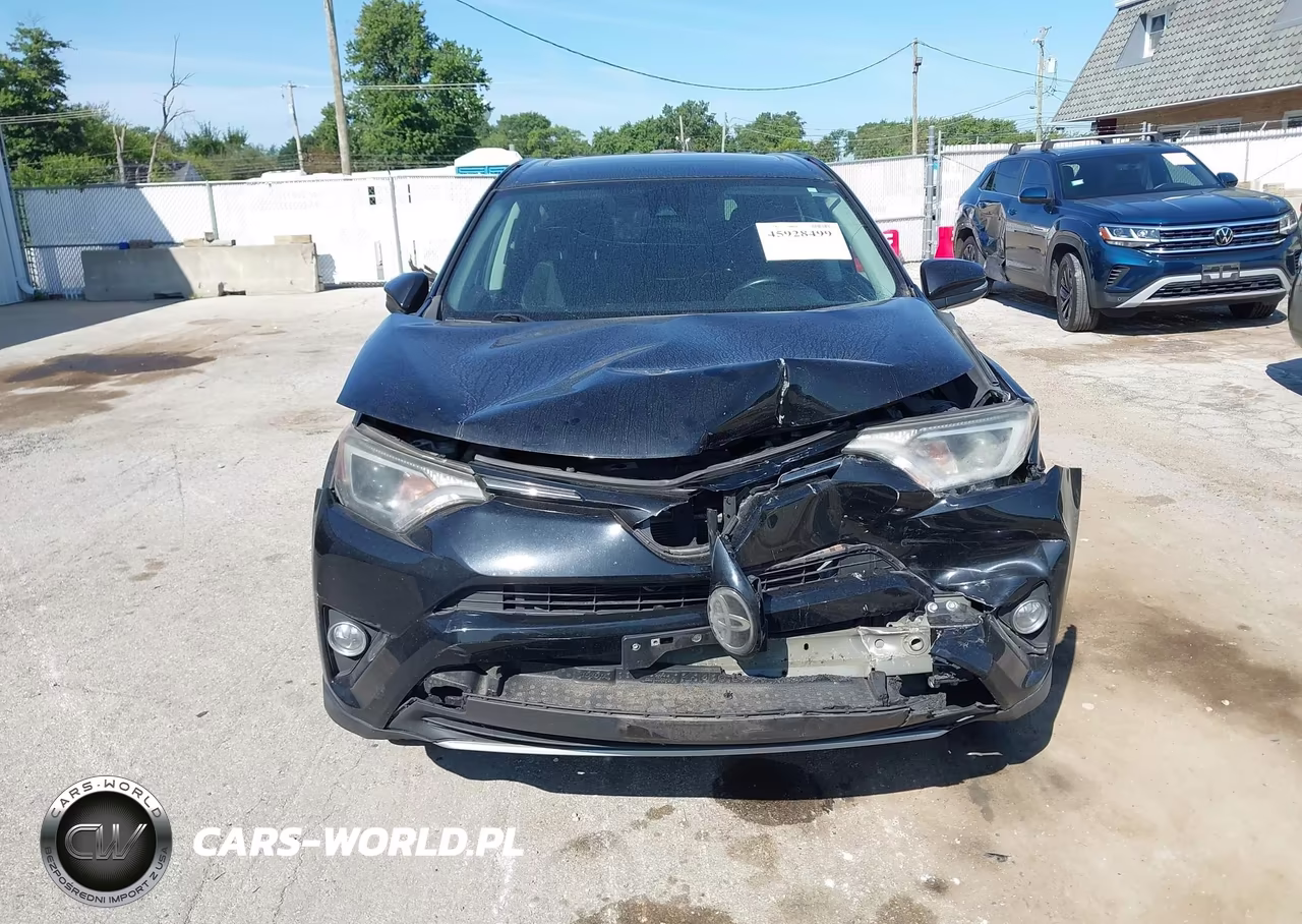 2018 Toyota Rav4 Xle VIN:2T3RFREV0JW794476 - 12
