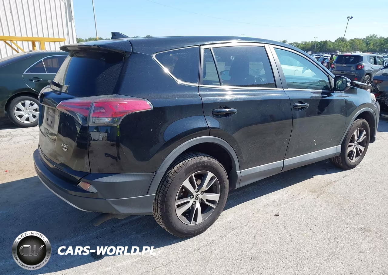 2018 Toyota Rav4 Xle VIN:2T3RFREV0JW794476 - 4