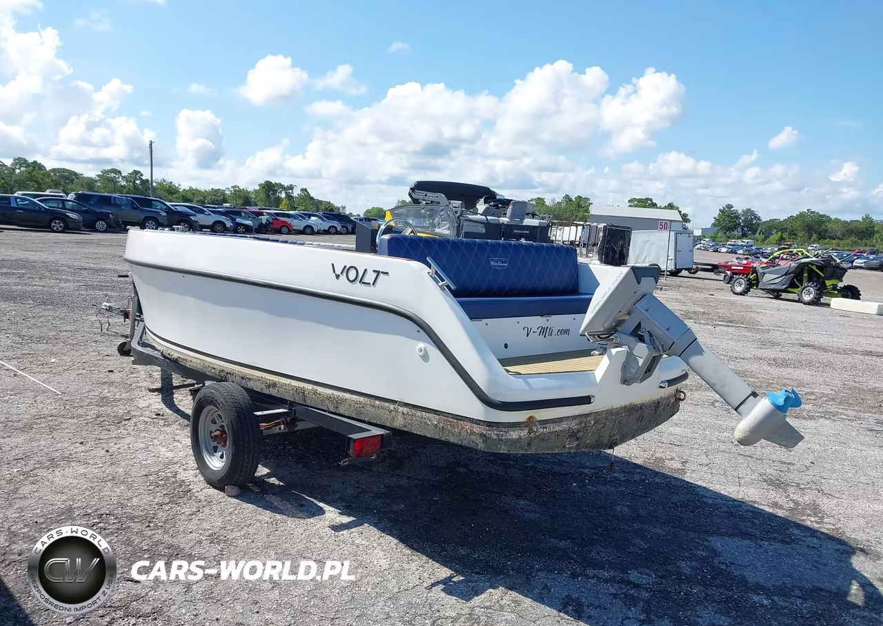 2021 Vision Marine Technology Boat VIN:QYTBT227F121 - 3