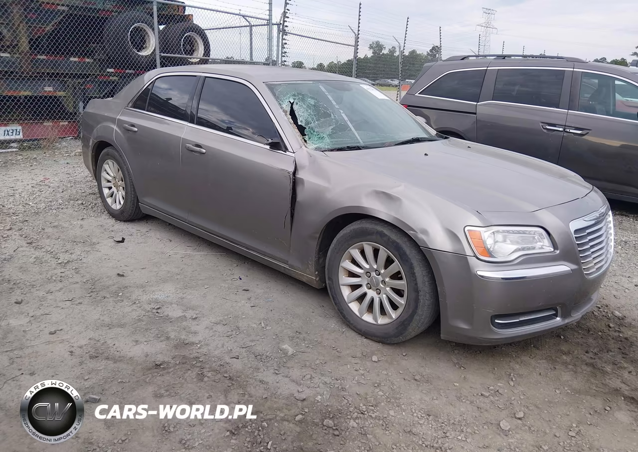 2014 Chrysler 300 VIN:2C3CCAAG4EH288974 - 1